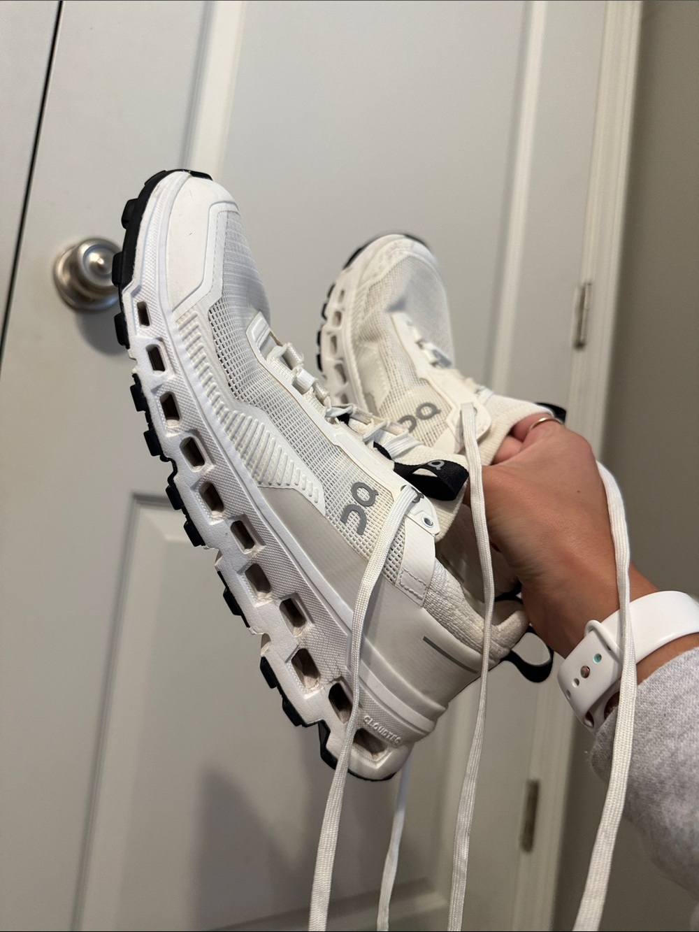 On Women's White Lightweight Running Sneakers